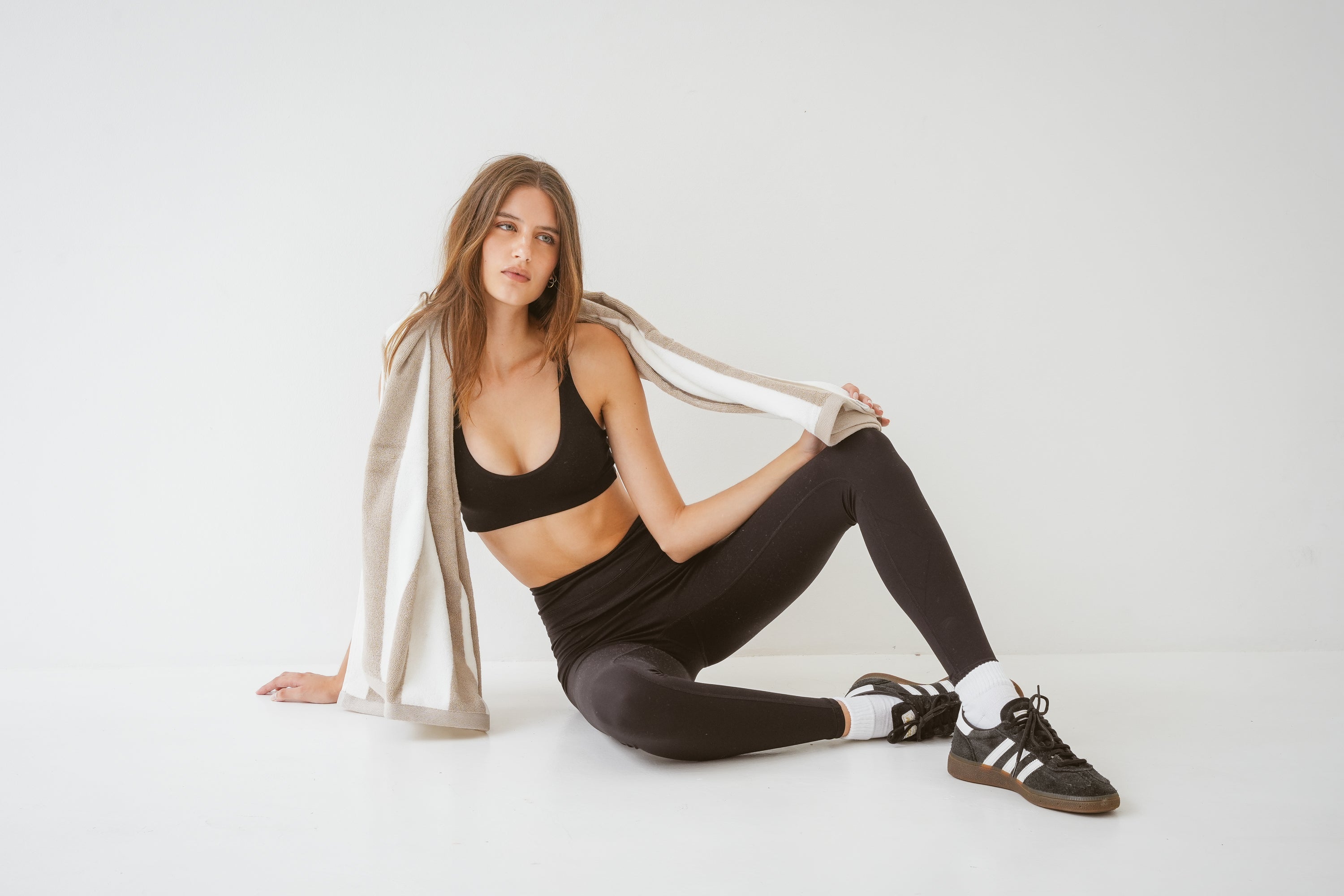 FORM Leggings - Black