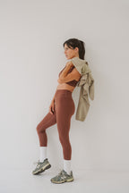 FORM Twist Bra Top - Chocolate